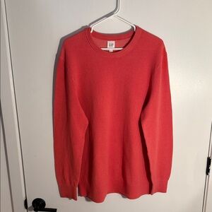 GAP Men's Bold coral/ salmon red Crewneck Sweater